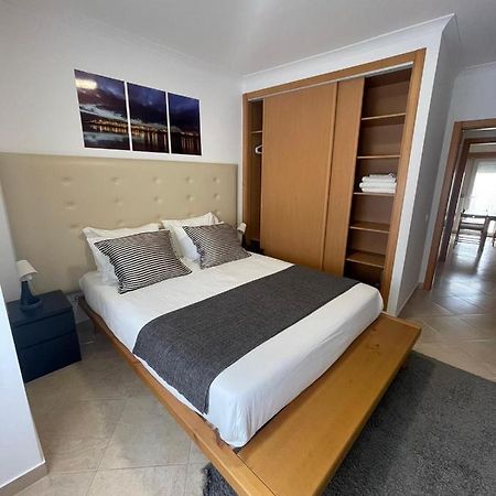 Cricket Apartments Фехео Екстериор снимка