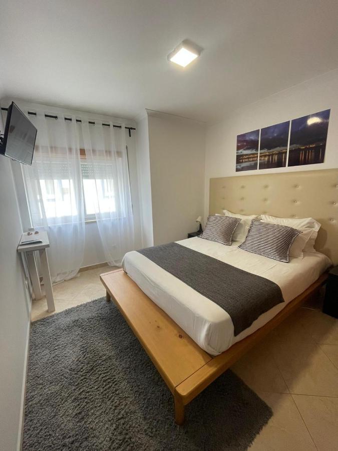Cricket Apartments Фехео Екстериор снимка