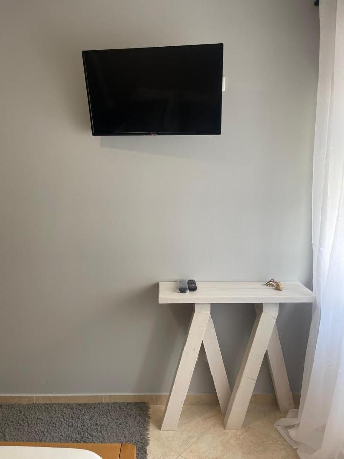 Cricket Apartments Фехео Екстериор снимка